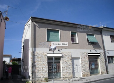 Foto Appartamento a San Giuliano Terme Arena Metato di 117 m² con 4 locali