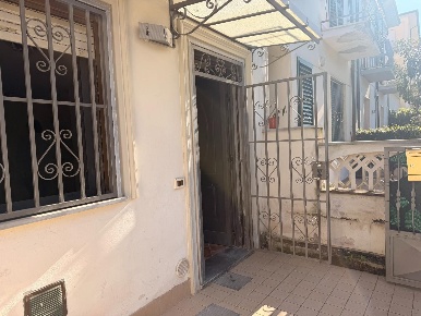 Foto Locale commerciale a Viareggio Marco Polo - Don Bosco di 37 m²