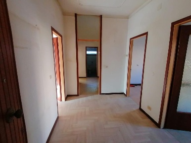 Foto Appartamento a Carrara Stadio, Sant'Antonio, Marasio di 100 m²