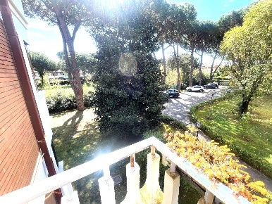 Foto Appartamento a Massa Marina di Massa Centro di 84 m² con 3 locali