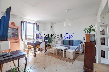 Foto Appartamento a Collesalvetti Vicarello di 110 m² con 3 locali
