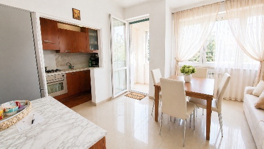 Foto Appartamento a Livorno Pontino - Bastia di 78 m² con 3 locali