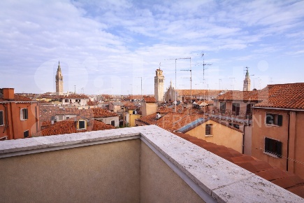 Foto Appartamento in San Polo, Venezia Rialto di 120 m² con 5 locali