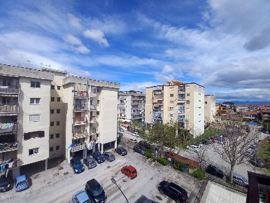 Foto Appartamento in giorgio amendola, Villaricca di 92 m² con 5 locali