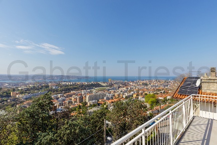 Foto Appartamento in DELL'EREMO, Trieste San Luigi - Rozzol di 166 m²