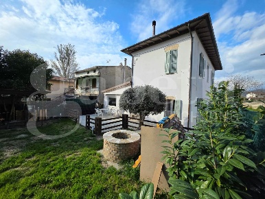 Foto Casa indipendente in Via BOSCHETTI 11, Bastia Umbra Boschetti