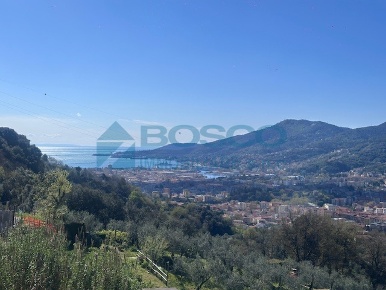 Foto Appartamento in Via Costa Santa Lucia 5, La Spezia di 93 m² in vendita