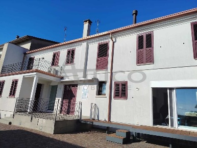 Foto Villa a schiera in Via Giovanni Pozzato 17, Rovigo di 128 m²