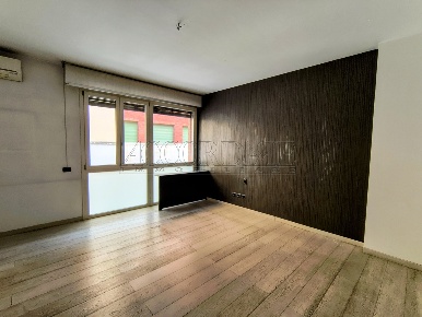 Foto Ufficio in Via Altinate 52, Padova Santa Sofia - Altinate di 130 m²