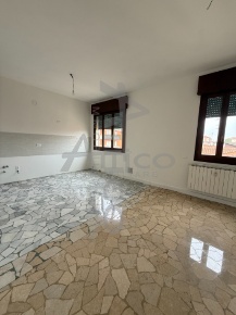 Foto Appartamento in Via Alberto Mario RO, Rovigo Centro Storico di 93 m²