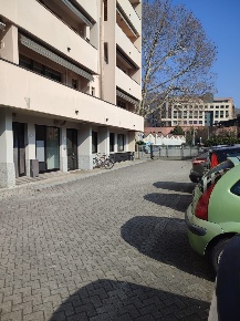 Foto Posti auto in Viale Aldo Moro 44, Como Borghi di 12 m² in affitto