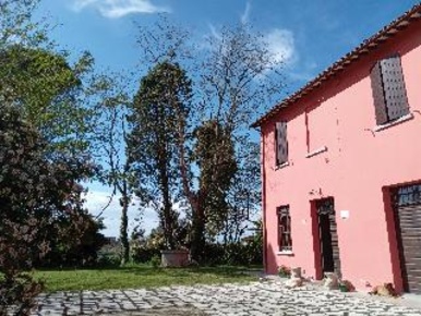 Foto Casa indipendente in Via Oraziana 4, Forlì di 180 m² con 4 locali