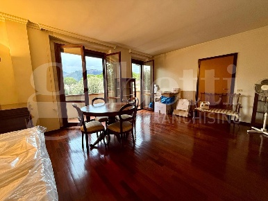 Foto Appartamento in Via dell'Olmicino 44, Sesto Fiorentino di 95 m²