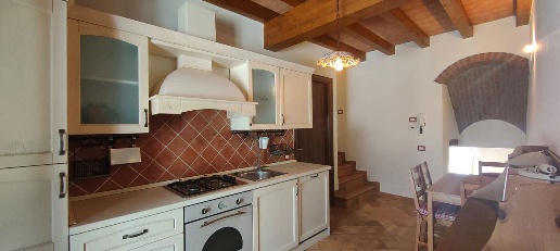 Foto Case indipendenti a Miradolo Terme Centro di 150 m² con 5 locali