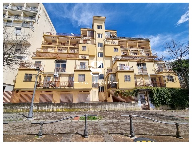 Foto Duplex in Achille Napoli, Salerno Pastena - Pastena Alta di 134 m²