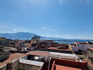 Foto Appartamento a Torre Annunziata di 117 m² con 3 locali in vendita