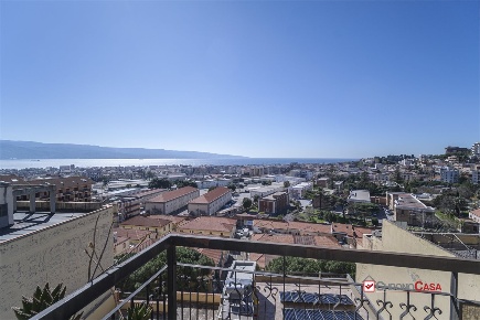 Foto Appartamento in Viale italia, Messina Viale Italia - Montepiselli