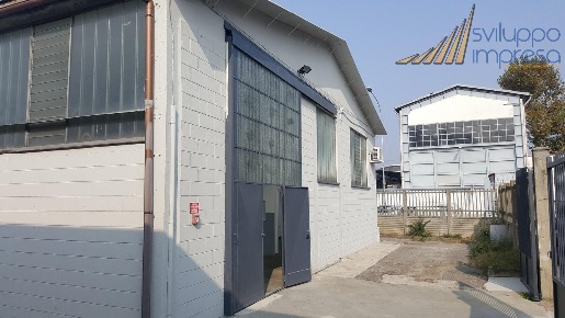 Foto Capannone industriale in Via Francesco Cilea, Cologno Monzese