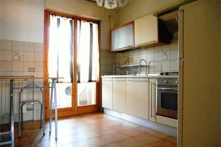 Foto Appartamento a Porcari Centro di 100 m² con 5 locali in vendita