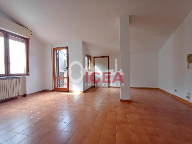 Foto Attico a Siena Ruffolo - Taverne d'Arbia di 122 m² con 3 locali