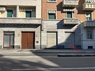 Foto Negozio a Torino San Paolo di 48 m² con 2 locali in vendita