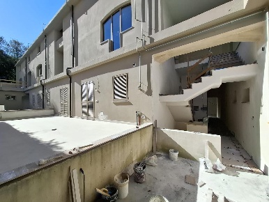 Foto Appartamento a Carrara Centro di 69 m² con 3 locali in vendita