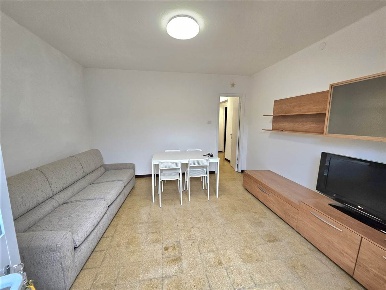 Foto Appartamento a Massa Marina di Massa Centro di 70 m² con 4 locali