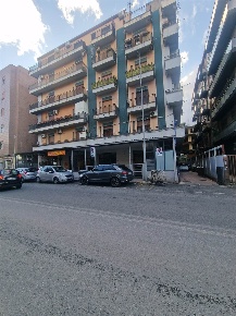 Foto Negozio in SS 114, Messina Santa Lucia - San Filippo di 120 m²