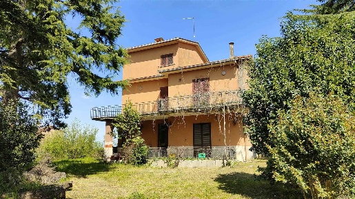 Foto Villa unifamiliare in via Delle Prate snc, Vetralla di 320 m²