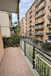 Foto Appartamento in Via Lucio Petrone 77, Salerno Irno - Brignano
