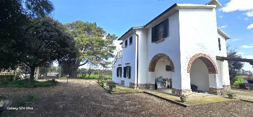 Foto Rustico a Capalbio di 170 m² con 4 locali in vendita
