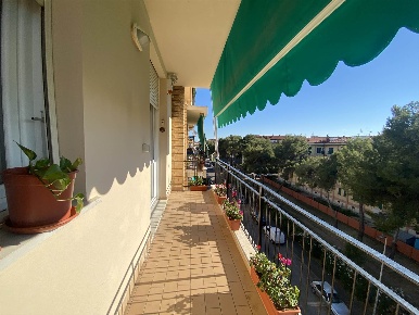 Foto Appartamento a Livorno Picchianti di 83 m² con 6 locali in vendita