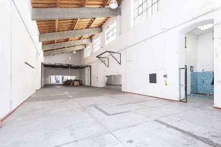 Foto Laboratorio in via acquedotto greco 68b, Catania di 388 m² in vendita