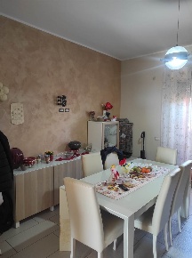 Foto Appartamento a Aci Catena Centro di 120 m² con 4 locali in vendita