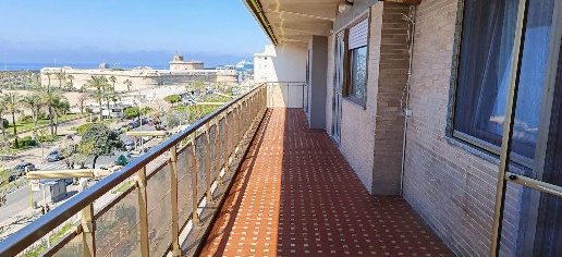 Foto Appartamento in galleria garibaldi snc, Civitavecchia di 210 m²