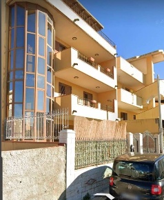 Foto Appartamento a Messina Ganzirri di 120 m² con 4 locali in affitto