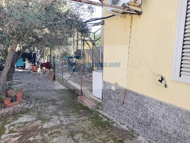 Foto Villa unifamiliare in Via Monti Climiti, Priolo Gargallo con 4 locali