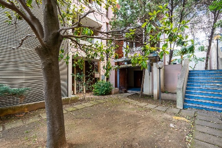 Foto Appartamento a Cagliari Tuvixeddu di 188 m² con 6 locali in vendita