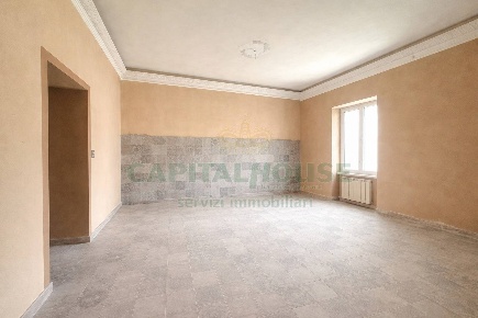 Foto Appartamento in via S. Maria la Fossa, Capua Centro di 120 m²
