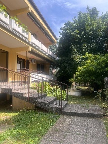 Foto Appartamento in VIA DOMODOSSOLA 35, Busto Arsizio Borsano di 111 m²