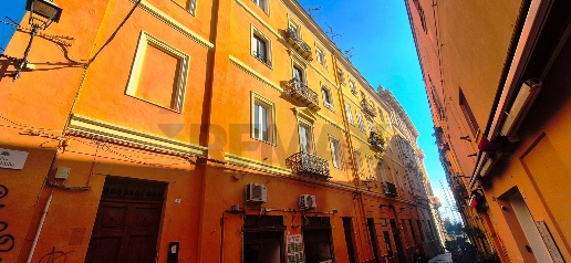 Foto Appartamento in Via Dei Mille 13, Cagliari Marina di 116 m² in vendita