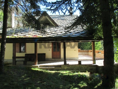 Foto Appartamento in via Milaures 49, Bardonecchia Centro di 153 m²