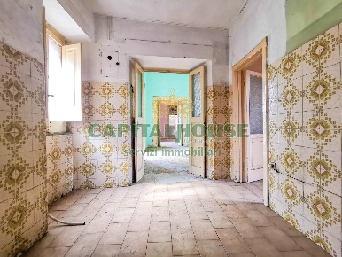 Foto Appartamento in via michele monaco, San Prisco di 147 m² con 5 locali