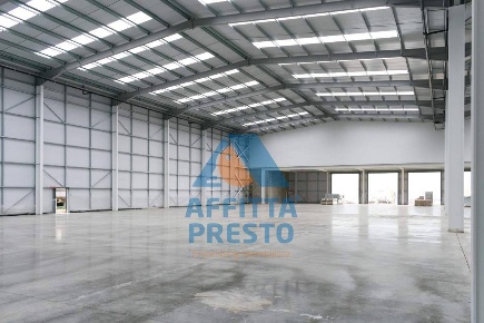 Foto Capannone industriale a Montespertoli di 3200 m² in affitto