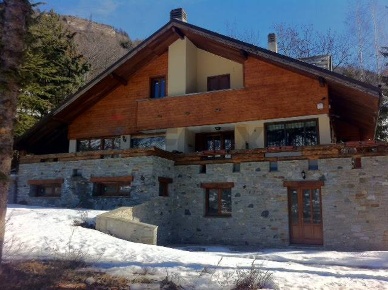 Foto Appartamento in Via Millaures 49, Bardonecchia Centro di 155 m²