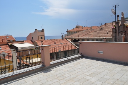 Foto Appartamento in Pertica 5, Finale Ligure Centro di 90 m² con 4 locali