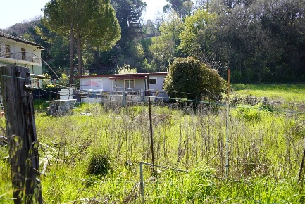 Foto Terreno residenziale in VIALE ANCONA 159, Foligno di 1930 m²