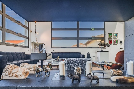 Foto Appartamento in Via Morimondo 26, Milano Barona di 400 m² con 5 locali