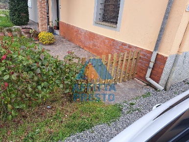 Foto Case semi ndipendenti a Empoli di 120 m² con 5 locali in vendita