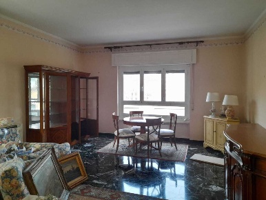 Foto Appartamento in Via Antonio Cecchi 15, Genova Foce di 120 m²